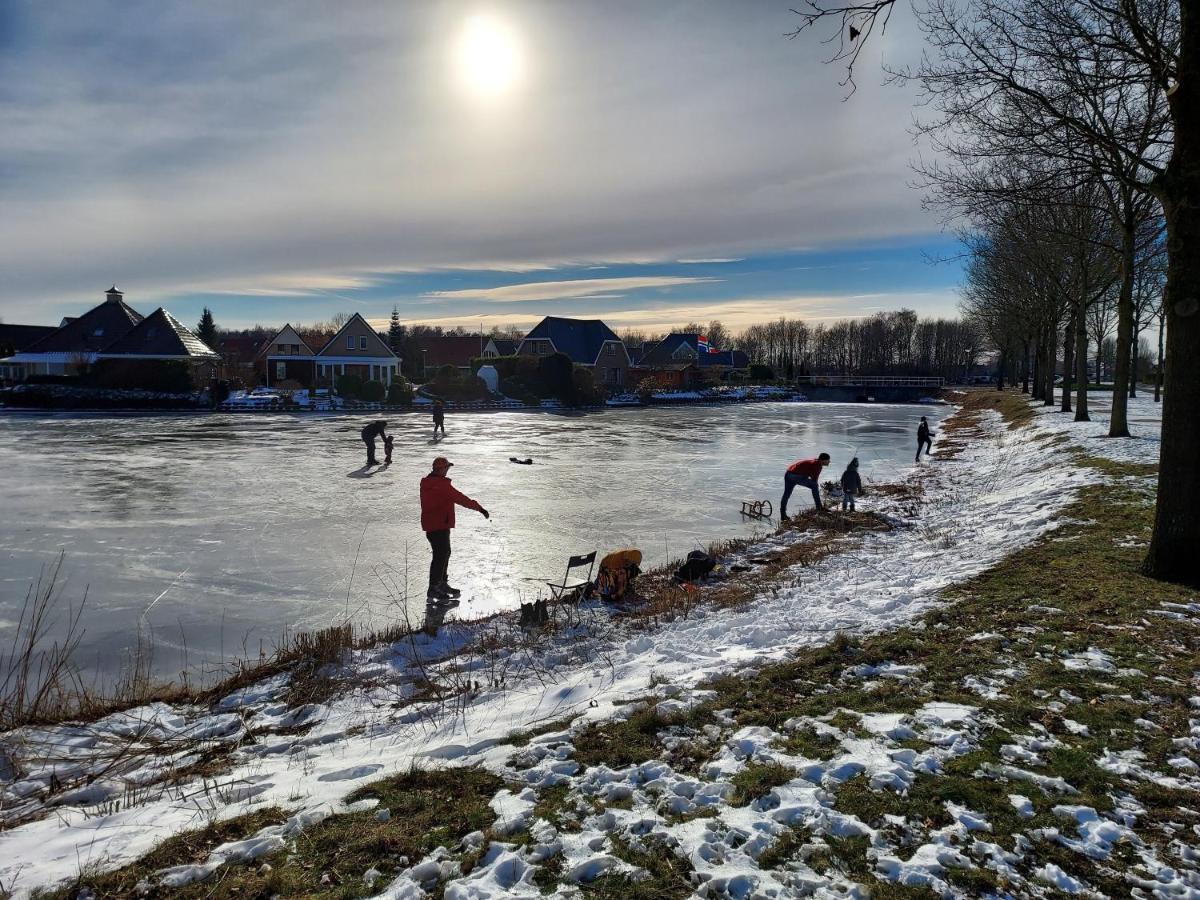 B&B De Wiekeborg Oude Pekela ภายนอก รูปภาพ
