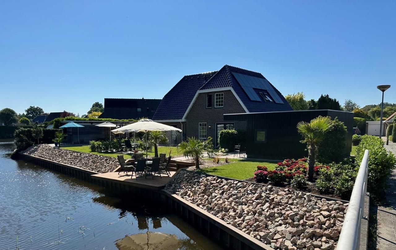 B&B De Wiekeborg Oude Pekela ภายนอก รูปภาพ