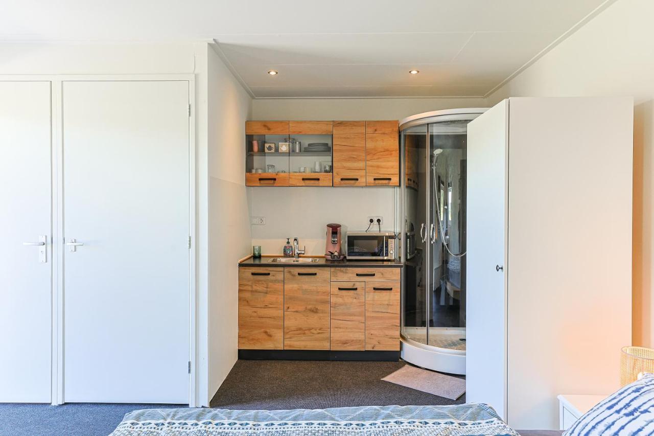 B&B De Wiekeborg Oude Pekela ภายนอก รูปภาพ